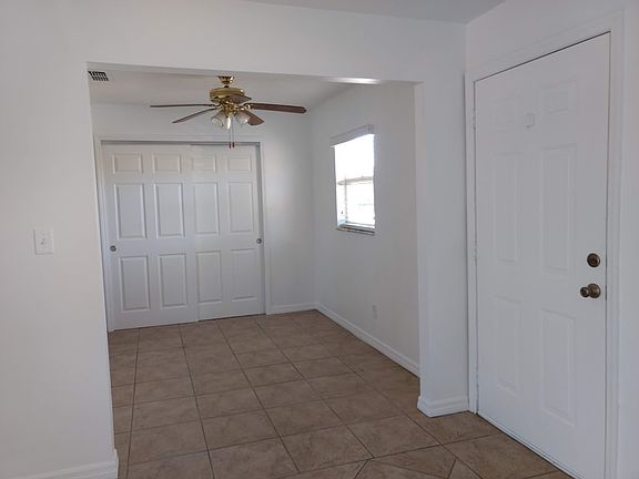 4th image of 204 Middle View Dr #204