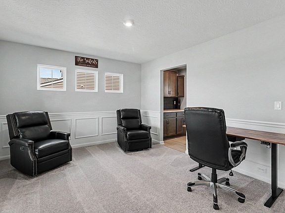 5th image of 4732 Donegal Ave