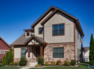 1508 Trek St, Huntsville, AL 35811