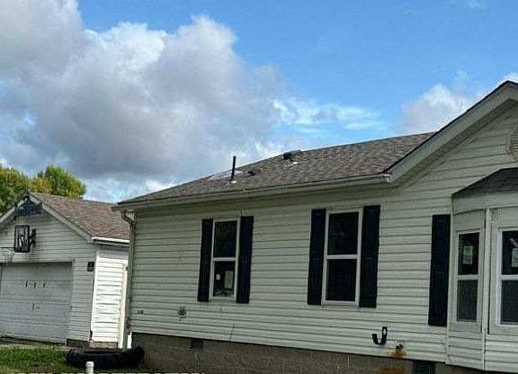 2nd image of 404 Union St
