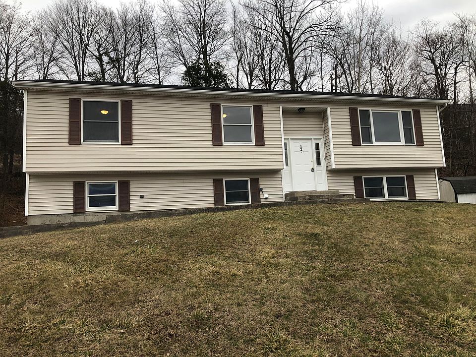 1st image of 12 Birchwood Ln