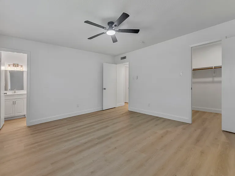 5440 Slay Dr — Photo 23
