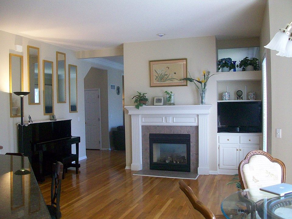 2nd image of 11407 W 141st Ter
