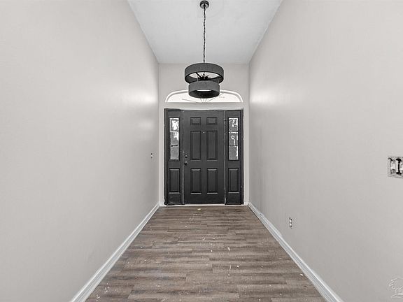 3rd image of 226 Trish Dr