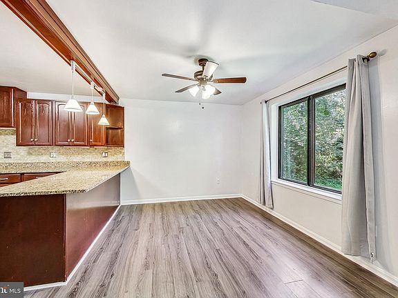 4th image of 9743 Kings Crown Ct APT 1