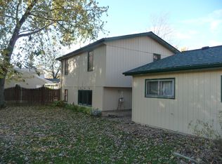 235 College Park Dr, Elyria, OH 44035