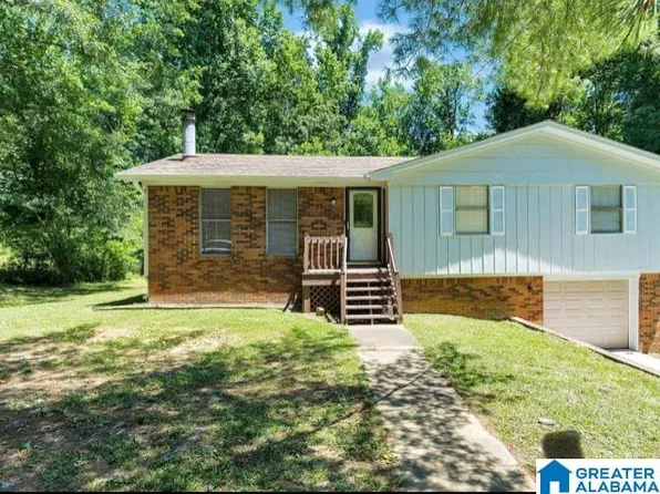 5092 Oak Leaf Cir, Adamsville, AL 35005