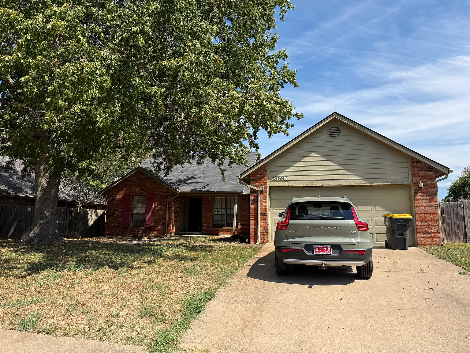 3 bed, 1557 sqft, $1,200 — Photo 1