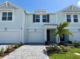 616 Salisbury Cir, Fort Pierce, FL 34982