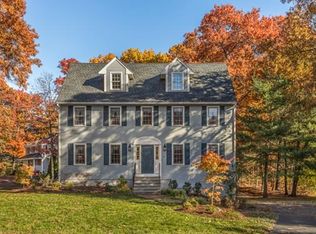 11 Olde Farm Ln, North Reading, MA 01864