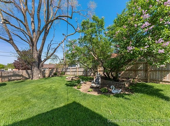 4th image of 1228 Navajo Dr