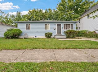 5646 Adams Ave, Maple Heights, OH 44137