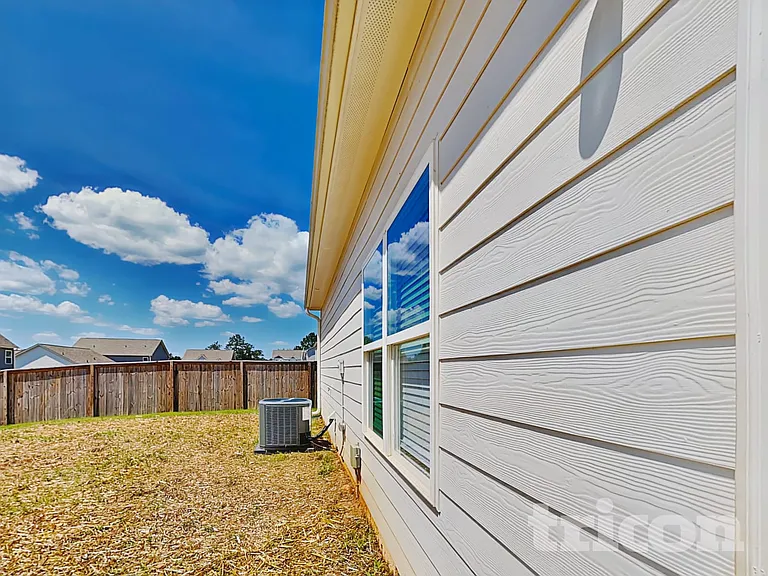 109 Innis Brook Cir — Photo 15