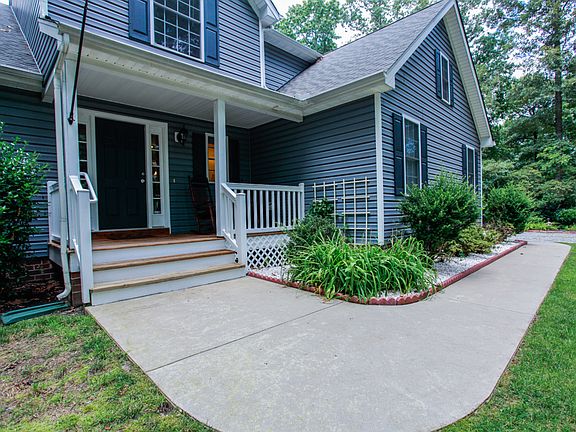 3rd image of 8283 Elizabeth Ann Dr