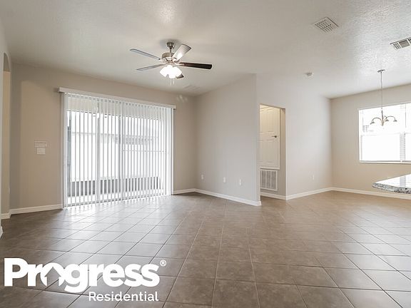 3rd image of 3018 Madelia Ln