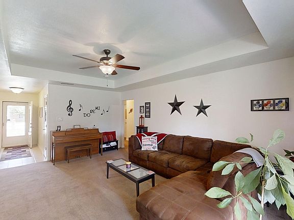 4th image of 2320 Jadyn Ln