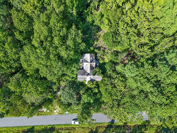 4th image of 24031 Belinda Rd