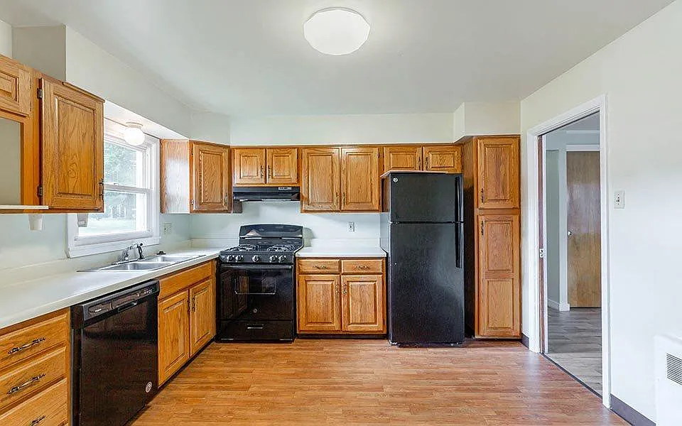 NAVSTA Newport Family Homes — Photo 1