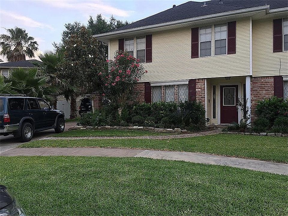 1st image of 13339 Agarita Ln