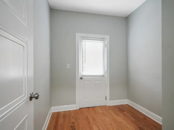 71 West 54th Street image 7 of 24