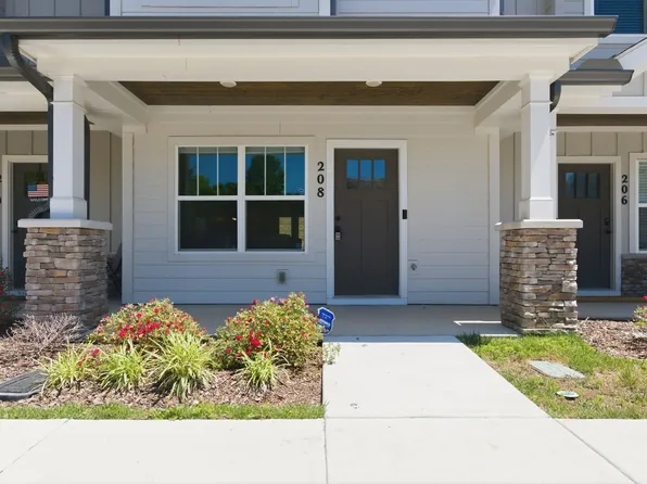 208 Bell Forge Ct, White Bluff, TN 37187