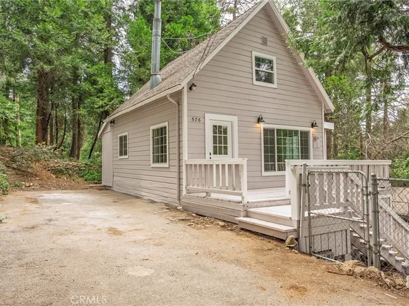 576 Lanes End Trl, Crestline, CA 92325