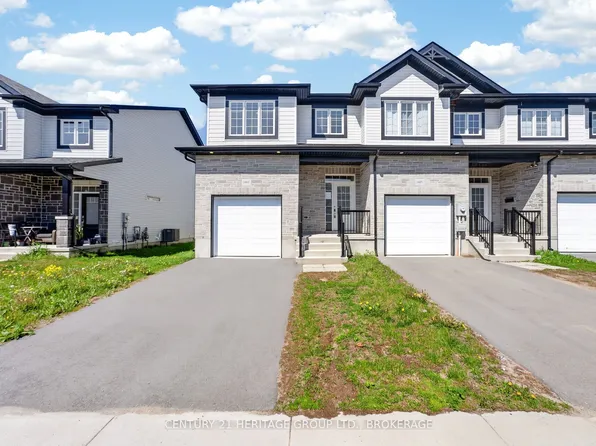 1407 Summer St, Kingston, ON K7K 0H9