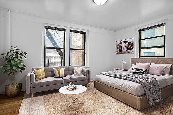 1st image of 102 W 79th St APT 4G