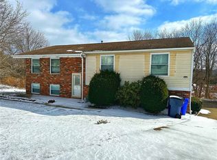 202 Briar Path, Imperial, PA 15126