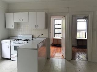 3153 33rd St APT 3F, Astoria, NY 11106