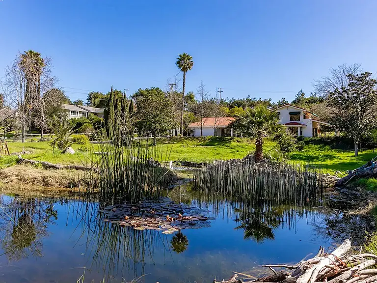 3058 Hill Valley Dr — Photo 2