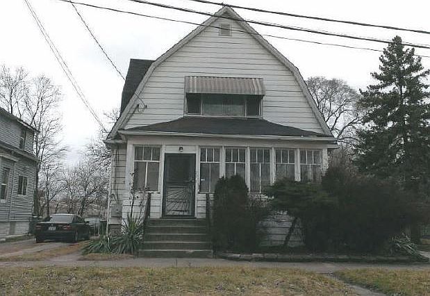 1st image of 73 E 136th St