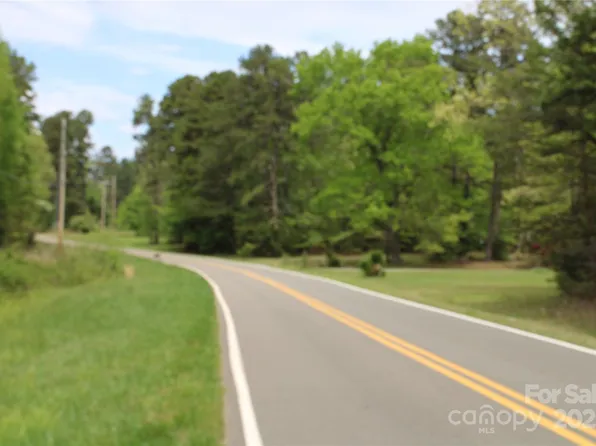 5264 Battleground Rd, Kings Mountain, NC 28086