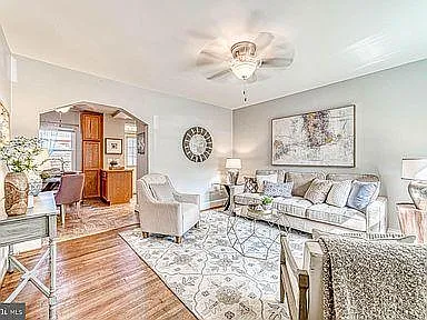2 bed, 1283 sqft, $3,800 — Photo 3