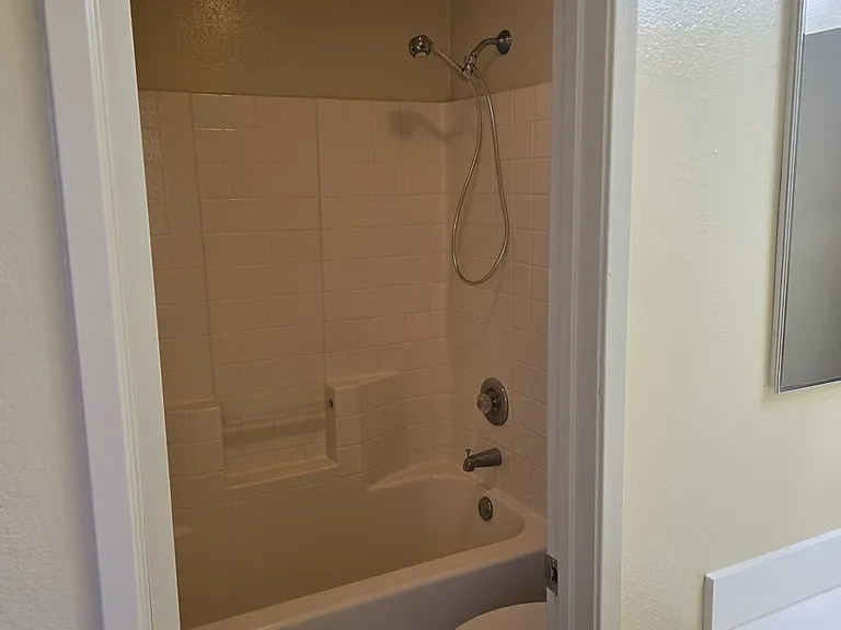 13987 El Cajon Dr — Photo 16