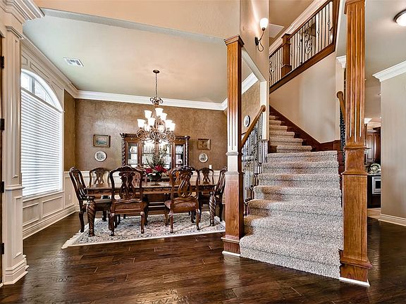 3rd image of 4103 Candlewood Pl