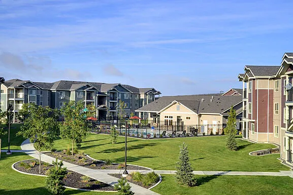 Copper Steppe Apartments — Photo 2