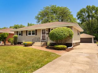 17021 Bernadine St, Lansing, IL