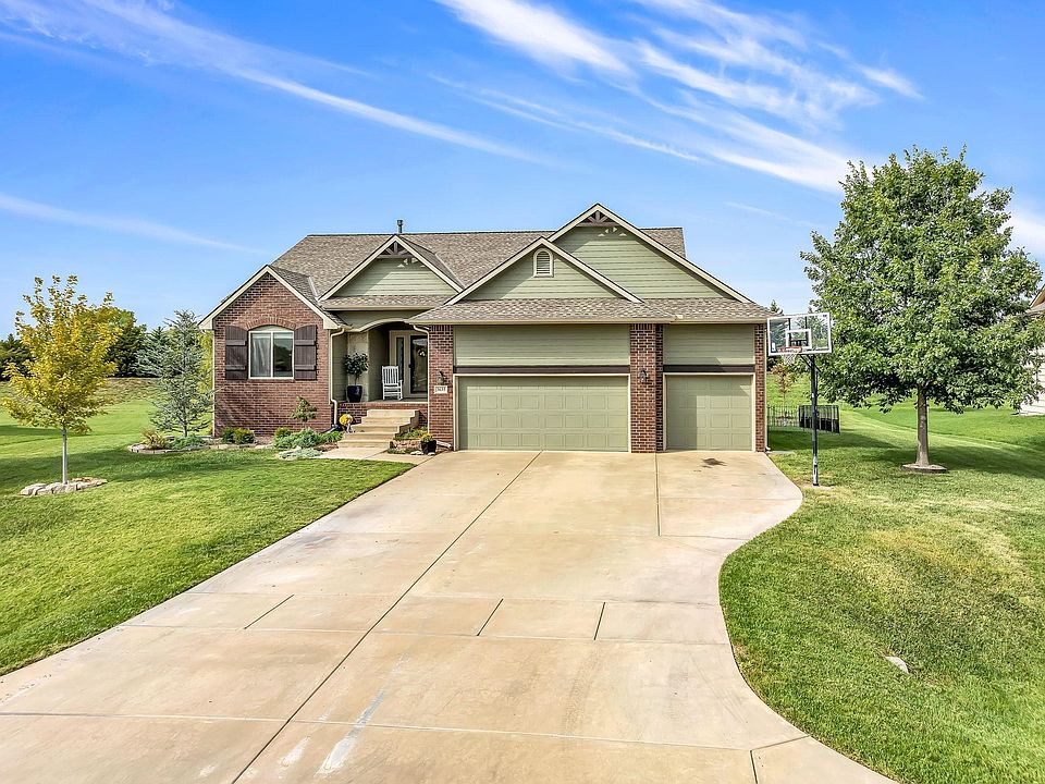 1st image of 3635 N Summerchase