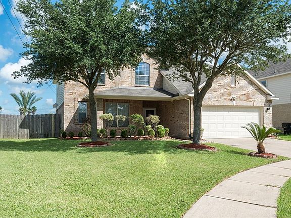 3rd image of 10742 White Bridge Ln