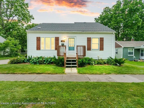 316 Leasia St, Williamston, MI 48895