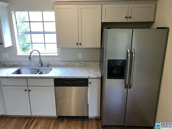 3rd image of 5249 Baggett Dr