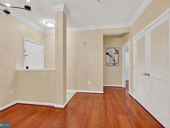 5th image of 4850 Eisenhower Ave Unit 119