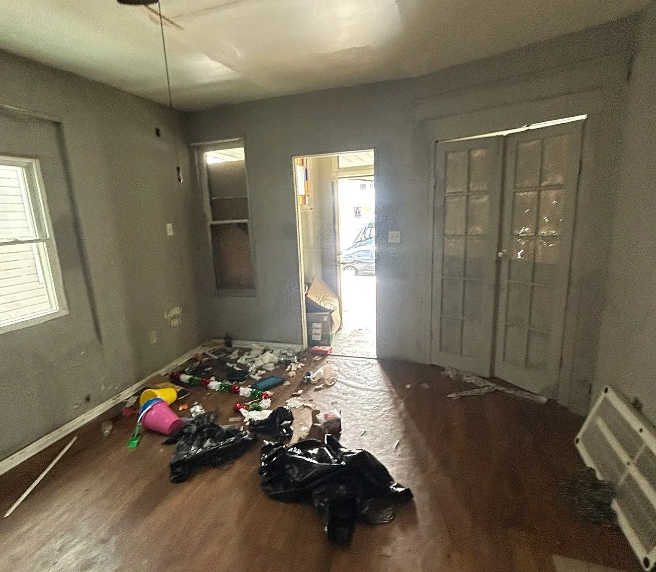 3 bed, 1278 sqft, $895 — Photo 3