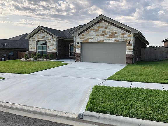 3rd image of 8105 Preston Hollow Dr