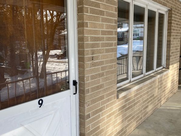 220 E Adams St #9