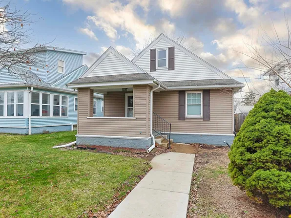 2605 Rush St, South Bend, IN 46614