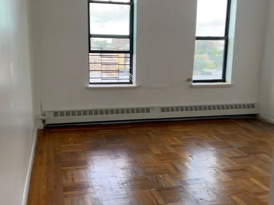 2nd image of 2242 Tiebout Ave Floor 4