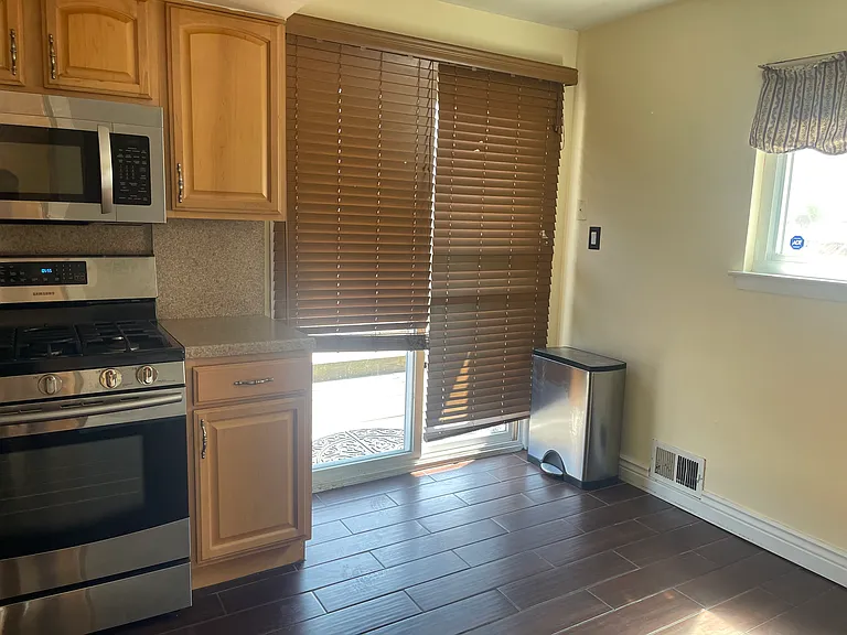 375 Getz Ave — Photo 11