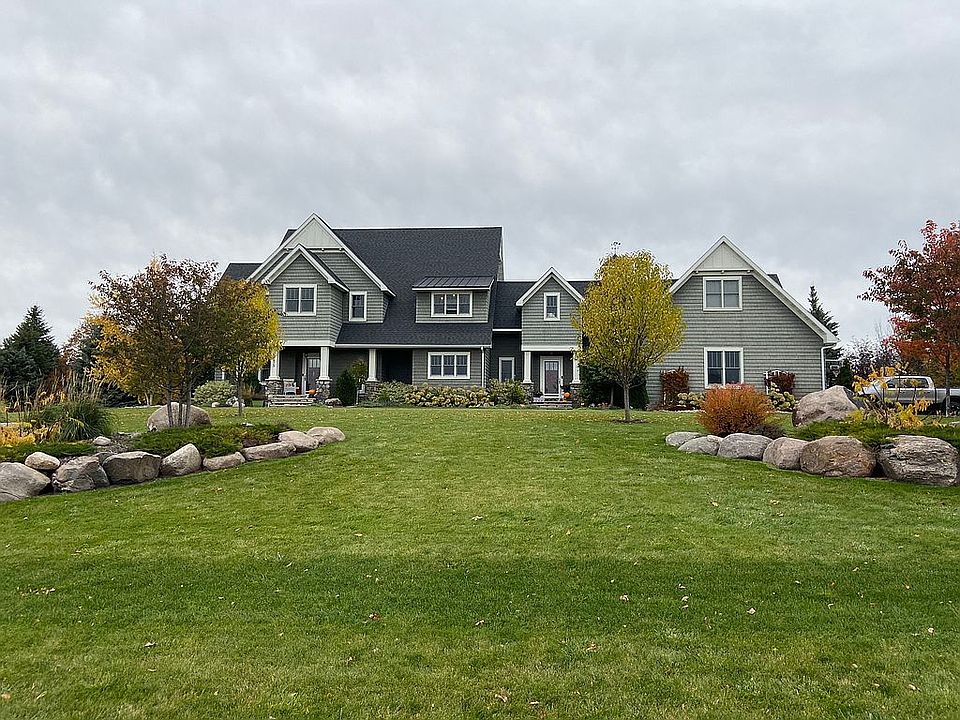 1st image of 815 Shadyridge Ct